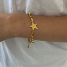 Load image into Gallery viewer, Star Bracelet
