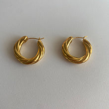 Load image into Gallery viewer, Ruth Earrings
